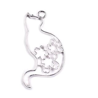 bezel sitting cat with sakura silver