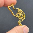 Lünette sitzende Katze mit Sakura gold